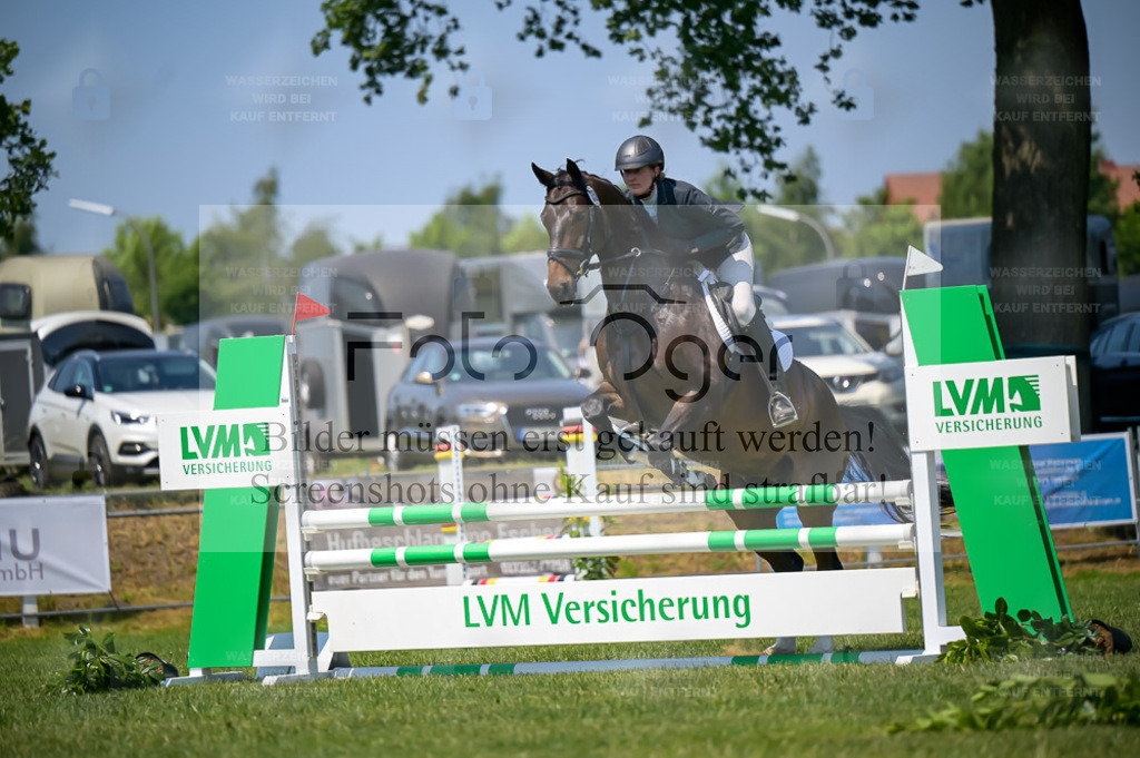 Reitturnier Voxtrup | Bilder aus dem Reitsport by Foto Oger - Domenic Schlinge - Realisiert mit Pictrs.com