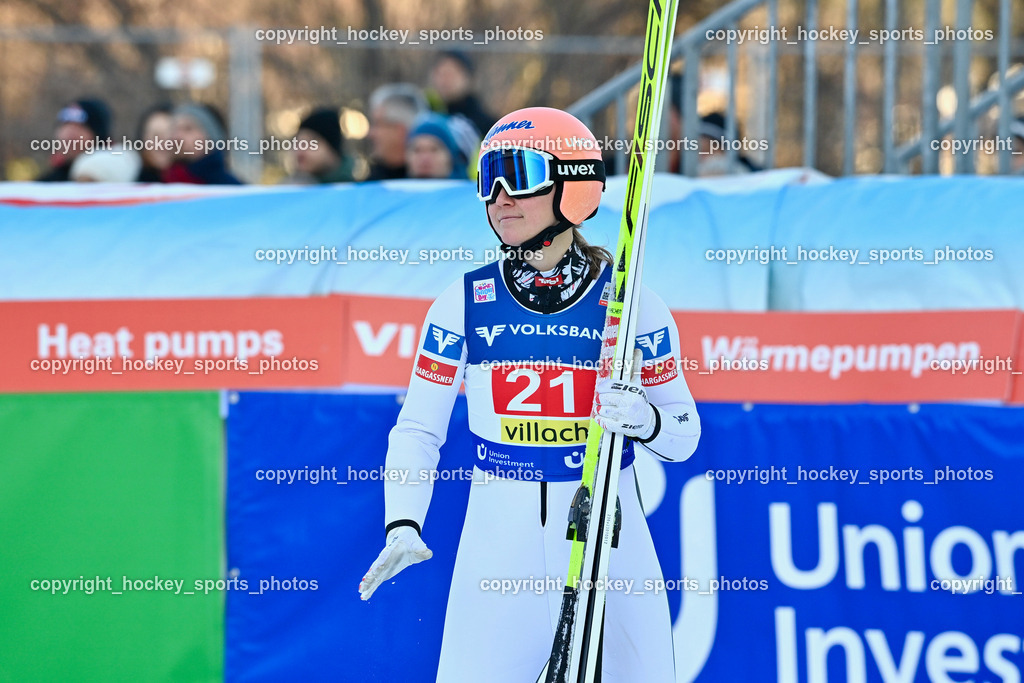 Weltcup Skispringen Villach Damen 29.12.2022 | #21 KRAMER Marita