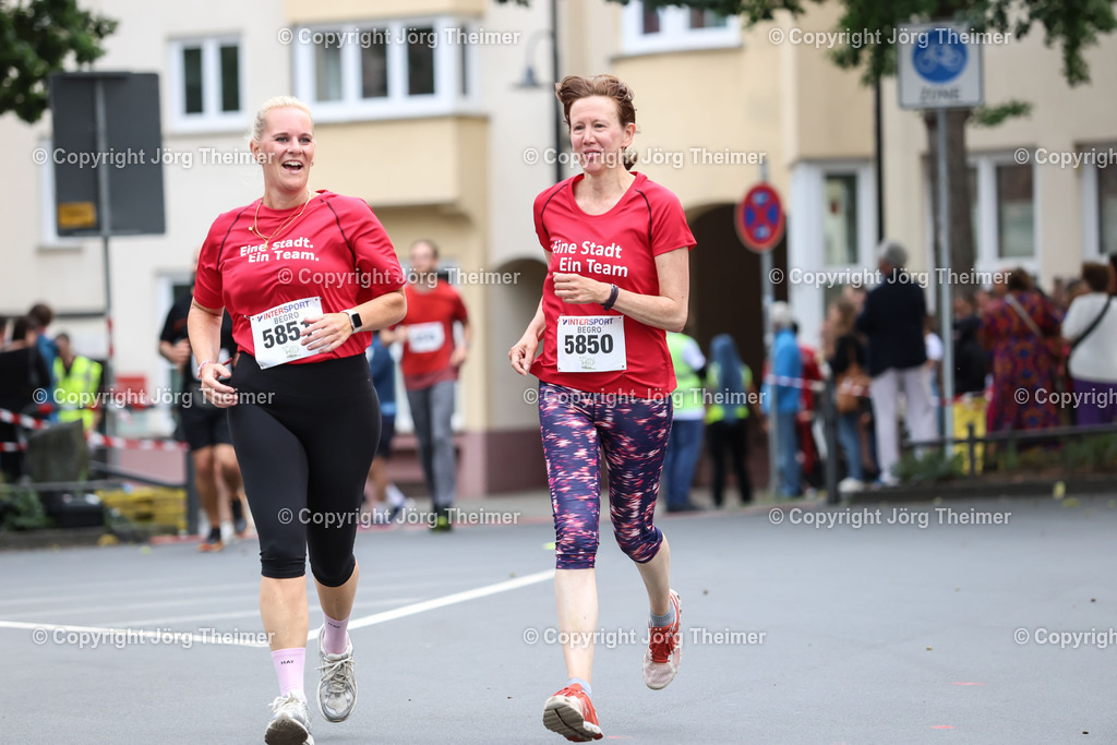 B88A1648 | giessener-stadtlauf-2024 - Realisiert mit Pictrs.com