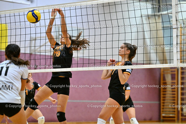 ASKÖ Volley Eagles vs. TUS Bad Radkersburg 19.11.2023 | #19 RABENSTEINER Stefanie, #7 FANIC Nada