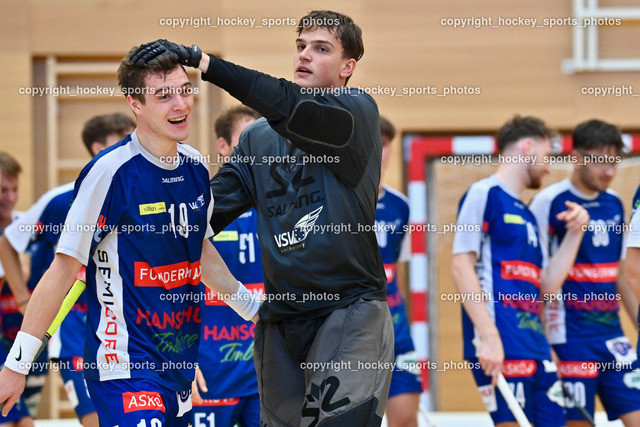 VSV Unihockey vs. Wiener Floorballverein 11.9.2022 | Jubel VSV Unihockey, #94 Karl Dorfer, #19 Philipp Seiser