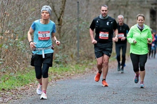 LAZ Gießen - Silvesterlauf Gießen | 31.12.2022, xovx, Leichtathletik Volkslauf, LAZ Gießen - Silvesterlauf Gießen 

Lauf über 21,1km und 10km. - Realisiert mit Pictrs.com