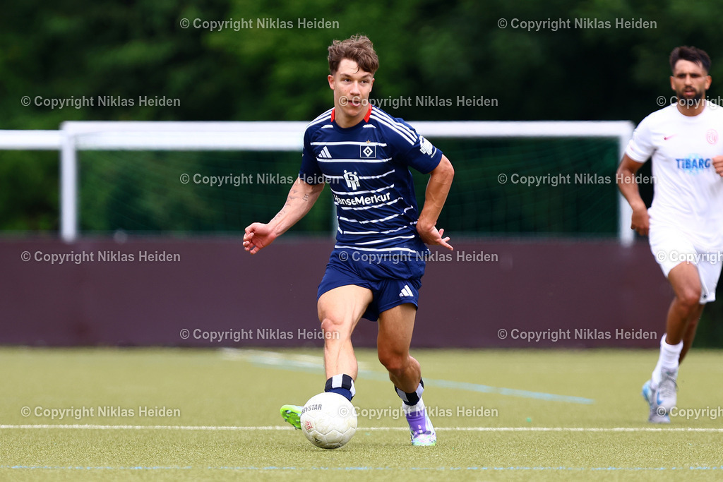NH_BillstedtCup2025_Turnier_12072025 | Moritz Reimers (Hamburger SV U21)Fußball I Herren I Billstedt Cup 2025 I Saison 2025-2026  I Halbfinale I Hamburger SV U21 - Eimsbütteler TV I 12.07.2025 I Öjendorfer Weg - Realisiert mit Pictrs.com
