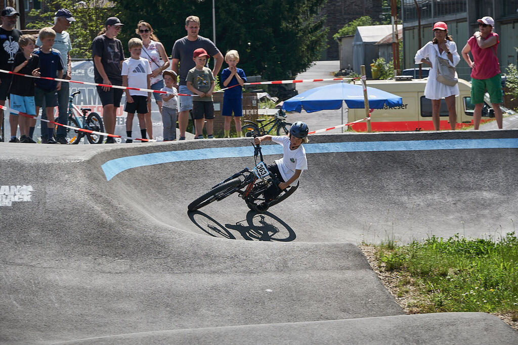 Waldsolms_25__DSC6661@sebastiankopp | German Pumptrack Series - Realisiert mit Pictrs.com