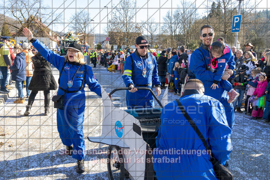 20250302_151244_2143 | #,Donzdorfer Fasnetsumzug, Kulturring Donzdorf, Donzdorfer Fasnet, Kampagne 2025, Friedhofstraße, 73072 Donzdorf, 02.03.2025 - 14:00 Uhr,Foto: PhotoPeet-Eventfotografie/Peter Harich