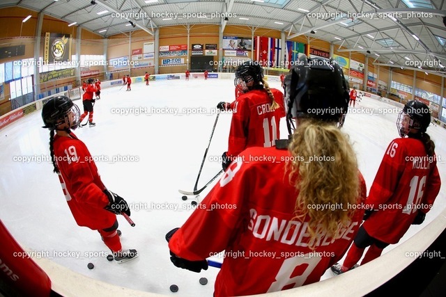 MOWE1957 | hockey sports photos, Pressefotos, Sportfotos, hockey247, win 2day icehockeyleague, Handball Austria, Floorball Austria, ÖVV, Kärntner Eishockeyverband, KEHV, KFV, Kärntner Fussballverband, Österreichischer Volleyballverband, Alps Hockey League, ÖFB, 