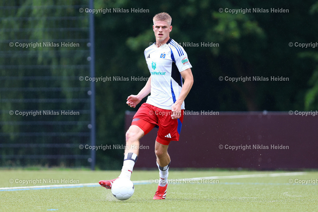 NH_BillstedtCup2025_Turnier_12072025 | Jeremy Gandert (Hamburger SV U21)Fußball I Herren I Billstedt Cup 2025 I Saison 2025-2026  I Finale I FC Eintracht Norderstedt - Hamburger SV U21 I 12.07.2025 I Öjendorfer Weg - Realisiert mit Pictrs.com