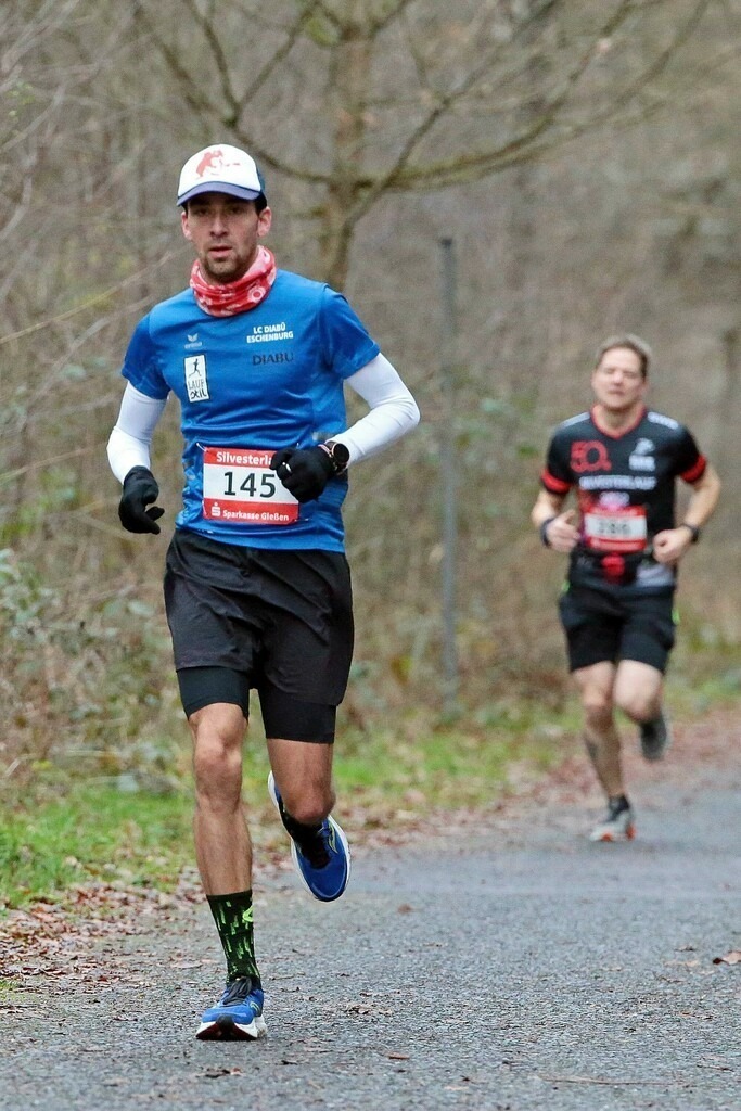 LAZ Gießen - Silvesterlauf Gießen | 31.12.2022, xovx, Leichtathletik Volkslauf, LAZ Gießen - Silvesterlauf Gießen 

Lauf über 21,1km und 10km. - Realisiert mit Pictrs.com