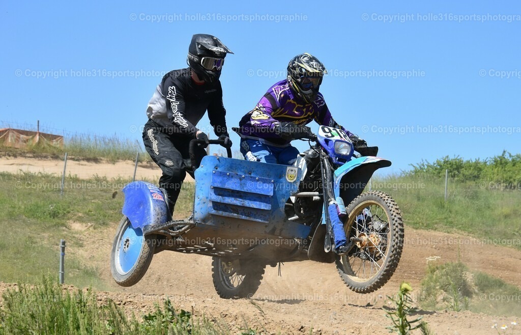 DSC_0018 (2) | Sportfotografie , Motorsport, Motoross, Reitsport, Mointainbike, Enduro,
Landschaft , Outdoor, Eventfotografie, Landschaft, Bilder online bestellen - Realisiert mit Pictrs.com