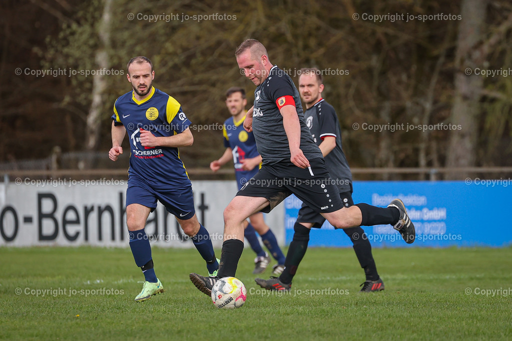 BQ3I3877 | 23.04.2023; Kreisliga C Dillenburg; Rasenplatz Hirzenhain; SSV Hirzenhain - SSG Breitscheid II; Ergebnis: 5:0 (3:0)