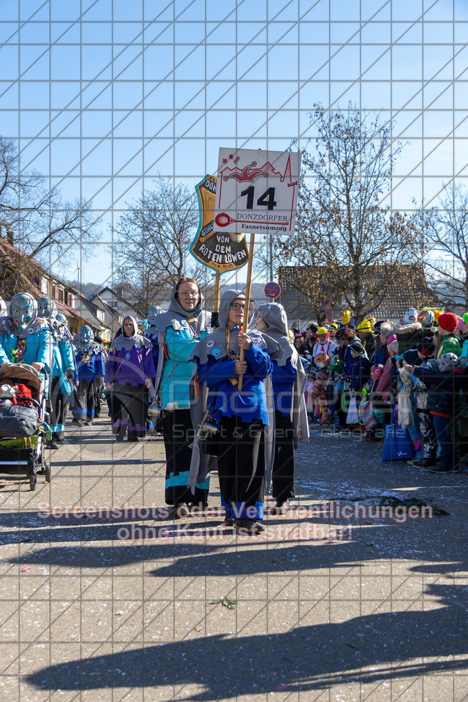 20250302_142407_0490 | #,Donzdorfer Fasnetsumzug, Kulturring Donzdorf, Donzdorfer Fasnet, Kampagne 2025, Friedhofstraße, 73072 Donzdorf, 02.03.2025 - 14:00 Uhr,Foto: PhotoPeet-Eventfotografie/Peter Harich