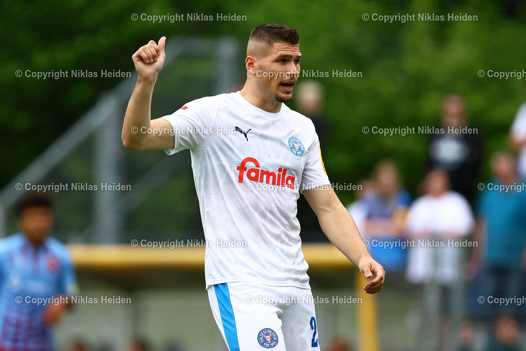 NH_SCWeicheFlensburg08_HolsteinKiel_Testspiel_28062025 | #25 Marcus Müller (Holstein Kiel)Fußball I Herren I Freundschaftsspiel I Saison 2025-2026  I SC Weiche Flensburg 08 - Holstein Kiel I 28.06.2025 I Manfred-Werner-Stadion - Realisiert mit Pictrs.com