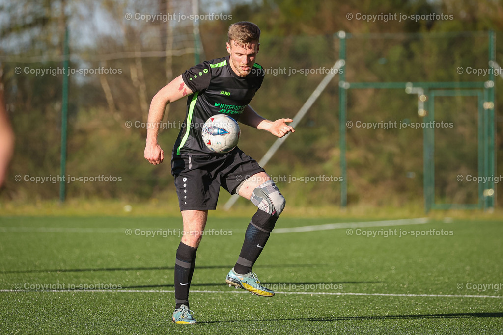 BQ3I3871 | 03.05.2023; Kreisliga A Biedenkopf; Kunstrasenplatz Oberhörlen; SG Hörlen/Lixfeld -SV Hartenrod; Ergebnis: 2:1 (2:1)