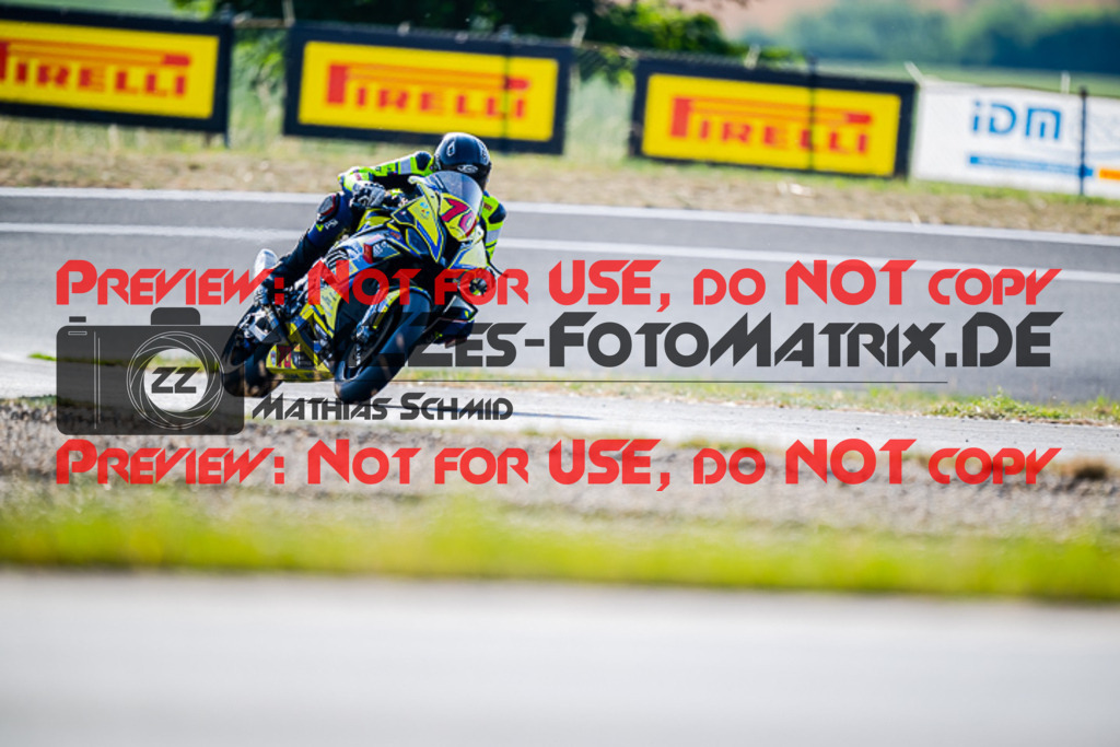 MaZZes_FotoMatrix_220722_0667 | PRO SUPERSTOCK