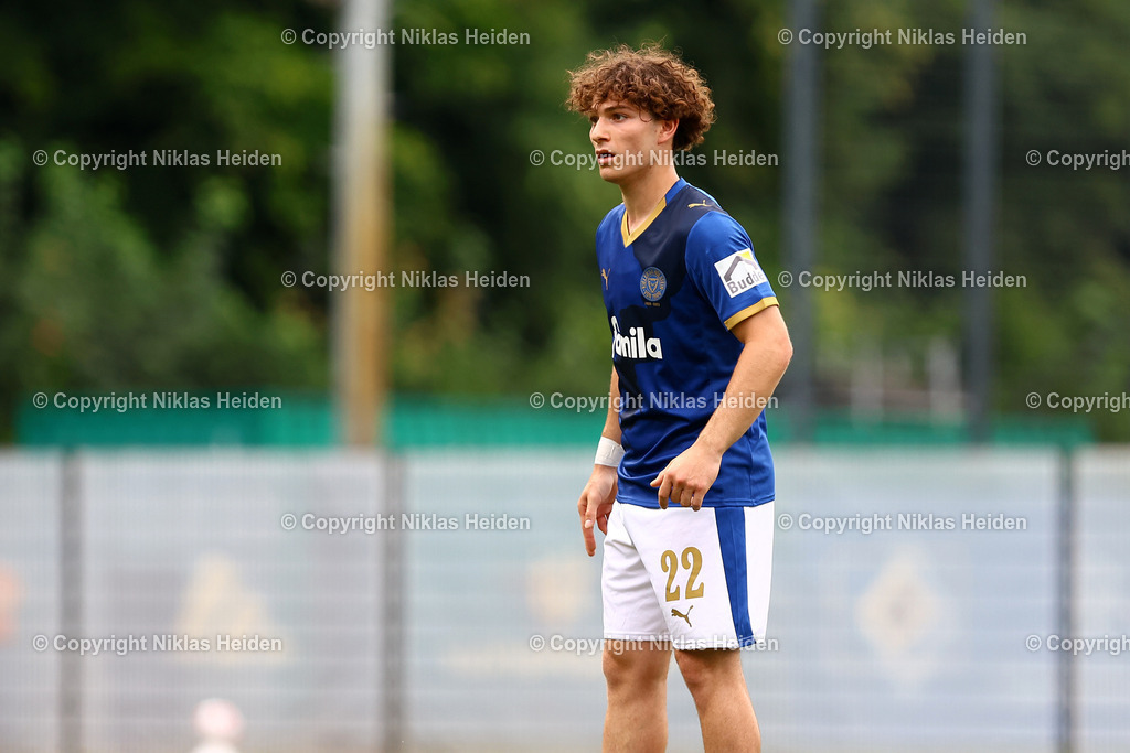 NH_HamburgerSVU21_HolsteinKielU23_Testspiel_20072025 | #22 Mätthi Meyer (Holstein Kiel U23)Fußball I Herren I Testspiel I Saison 2025-2026  I Hamburger SV U21 - Holstein Kiel U23 I 20.07.2025 I Alexander-Otto-Akademie - Realisiert mit Pictrs.com