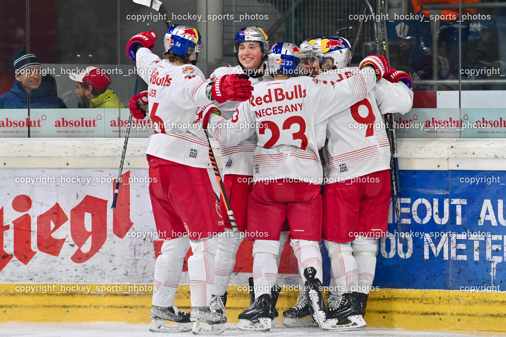 EK Zeller Eisbären vs. Redbull Eishockey Akademie 9.2.2023 | Jubel Redbull Salzburg Akademie Mannschaft, Redbull Juniors Mannschaft