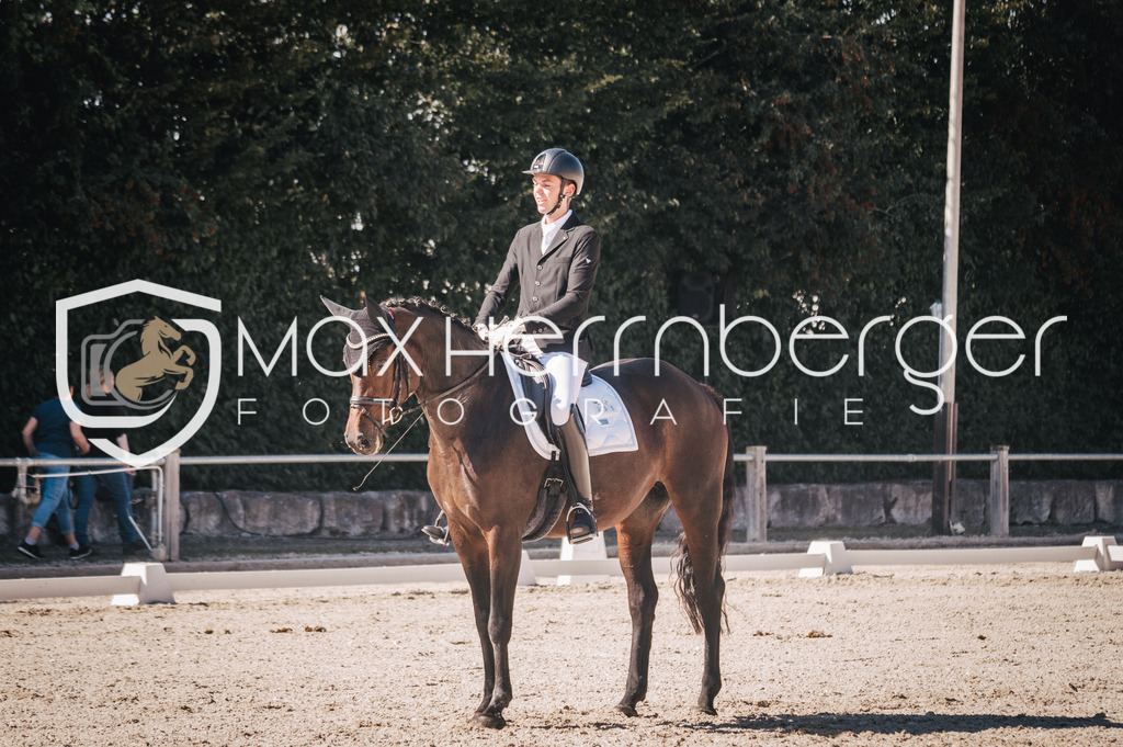 BT04-4734 | max-herrnberger