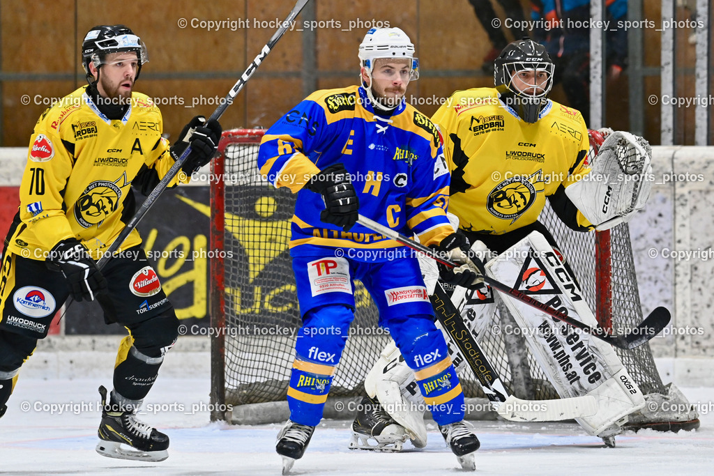 EC MET PHOTOVOLTAIK HORNETS SPITTAL vs. EHC Althofen  | #70 Kronig Daniel EC Hornets Spittal, #67 Schettina Kevin 1. EHC ALTHOFEN, #1 Zauchner Rene EC Hornets Spittal, EC MET PHOTOVOLTAIK HORNETS SPITTAL vs. EHC Althofen , EC MET PHOTOVOLTAIK HORNETS SPITTAL vs. EHC Althofen  am 25.01.2025 in Villach (Stadthalle Villach), Austria, (Photo by Bernd Stefan)