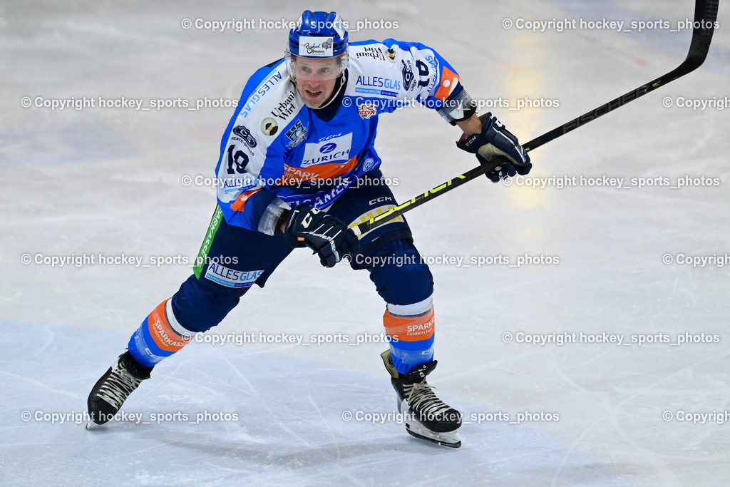 ESC Sparkasse Steindorf vs. LE Kings | #18 Pewal Martin ESC Steindorf, ESC Sparkasse Steindorf vs. LE Kings, ESC Sparkasse Steindorf vs. LE Kings am 01.11.2025 in Steindorf (Ossiachersee Halle), Austria, (Photo by Bernd Stefan)