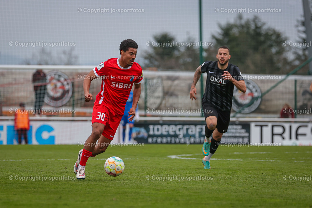 BQ3I9733 | 29.04.2023; Regionalliga Südwest; SIBRE Sportzentrum Haarwasen; TSV Steinbach Haiger - KSV Hessen Kassel; Ergebnis: 2:0 (0:0)