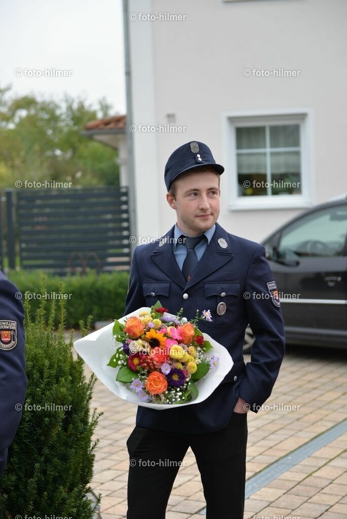 0009_FF_Geltolfing_2023_Festfraubitten_Foto_Irmgard_HIlmer | Fotos von Irmgard Hilmer - Foto-Pressearbeit Hilmer -
Alles rund um Kirche - Feste - Kinder - Hochzeit - Erstkommunion - Firmung - Fahnenweihe - Gründungsfest. Ihre Fotografin für alle Fälle!  - Realisiert mit Pictrs.com