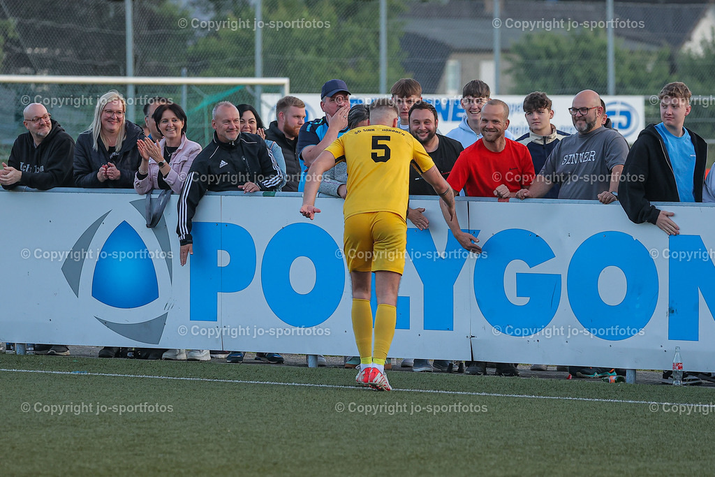 r (715) | jo-sportfotos