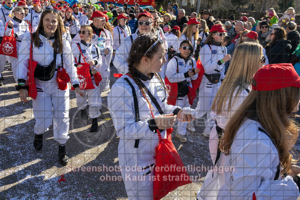 20250302_144304_1153 | #,Donzdorfer Fasnetsumzug, Kulturring Donzdorf, Donzdorfer Fasnet, Kampagne 2025, Friedhofstraße, 73072 Donzdorf, 02.03.2025 - 14:00 Uhr,Foto: PhotoPeet-Eventfotografie/Peter Harich