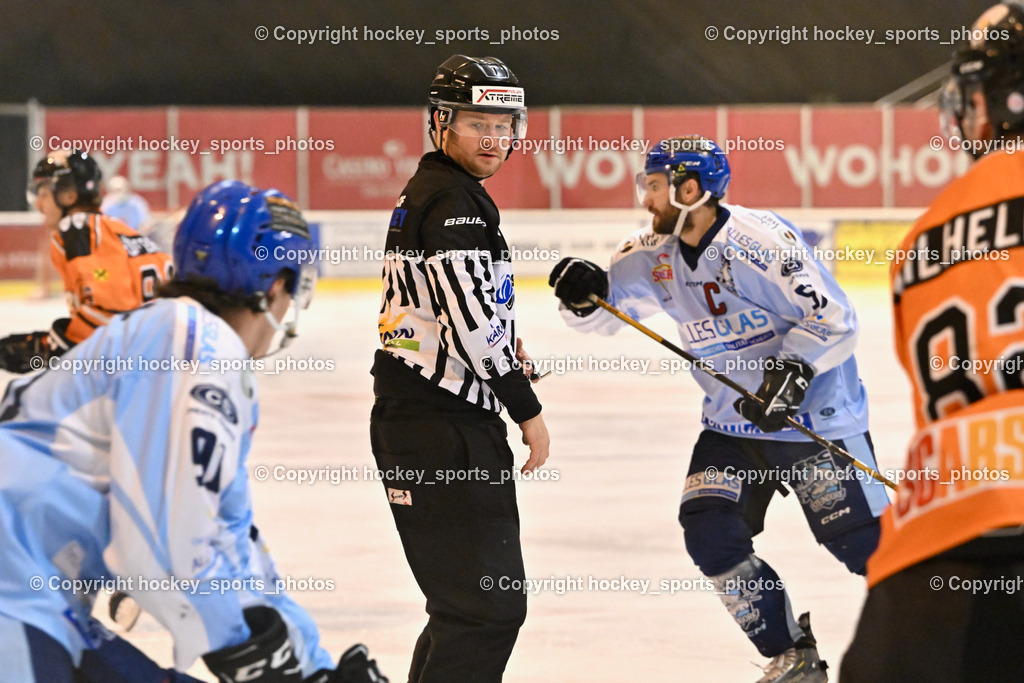 USC Velden vs. ESC Steindorf 9.1.2023 | PÖTSCHER Michael Referee