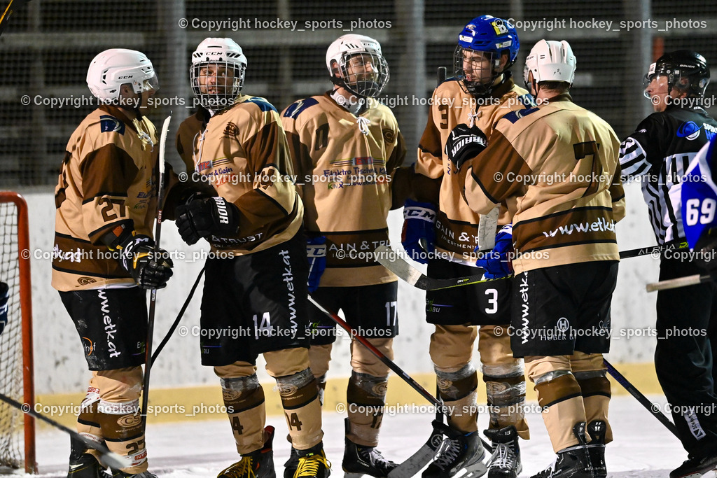 EC Kellerberg vs. ASKÖ Görlach 27.1.2024 | Jubel EC Kellerberg Mannschaft, #27 Urschitz Manuel, #14 Spendier Helge, #17 Erlacher Christoph, #3 Schwab Yannic, #7 Neubauer Alexander