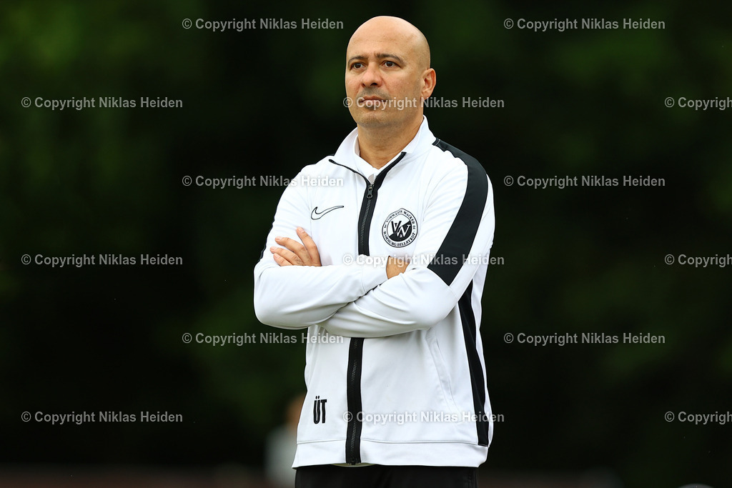 NH_BillstedtCup2025_Turnier_12072025 | Ümit Taytanli (Trainer, SC Vorwärts Wacker 04 Billstedt)Fußball I Herren I Billstedt Cup 2025 I Saison 2025-2026  I Spiel um Platz 3 I SC Vorwärts Wacker 04 Billstedt - Eimsbütteler TV I 12.07.2025 I Öjendorfer Weg - Realisiert mit Pictrs.com
