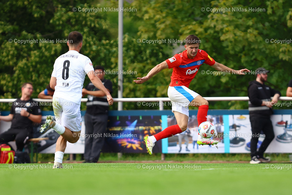 NH_EintrachtBraunschweig_HolsteinKiel_Testspiel_19072025 | #37 Armin Gigovic (Holstein Kiel)Fußball I Herren I Testspiel I Saison 2025-2026  I Eintracht Braunschweig - Holstein Kiel I 19.07.2025 I Stadion am Salzgittersee - Realisiert mit Pictrs.com