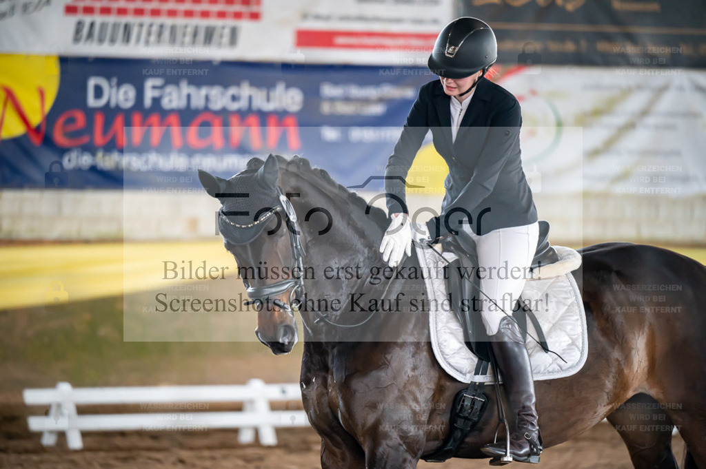 Reitturnier Bad Iburg | Bilder aus dem Reitsport by Foto Oger - Domenic Schlinge - Realisiert mit Pictrs.com