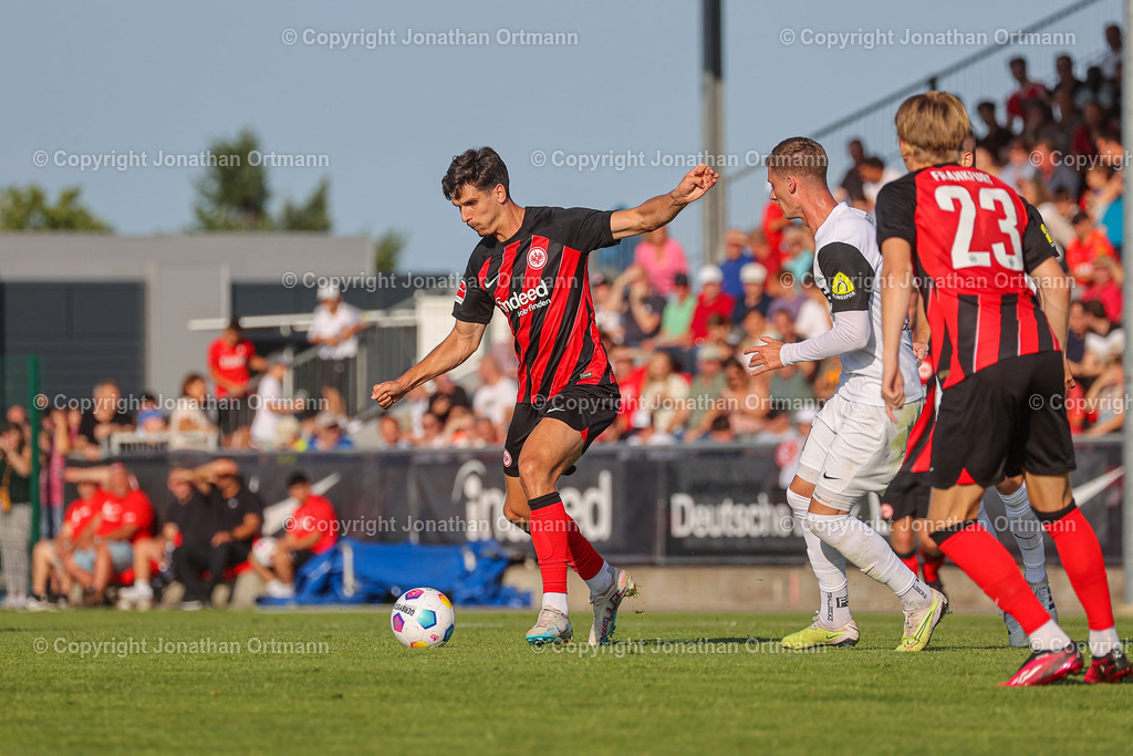 BQ3I3983 | 18.07.2023; Testspiel; Sibre Sportzentrum Haarwasen; TSV Steinbach Haiger - Eintracht Frankfurt; Ergebnis: 2:1 (1:1)
