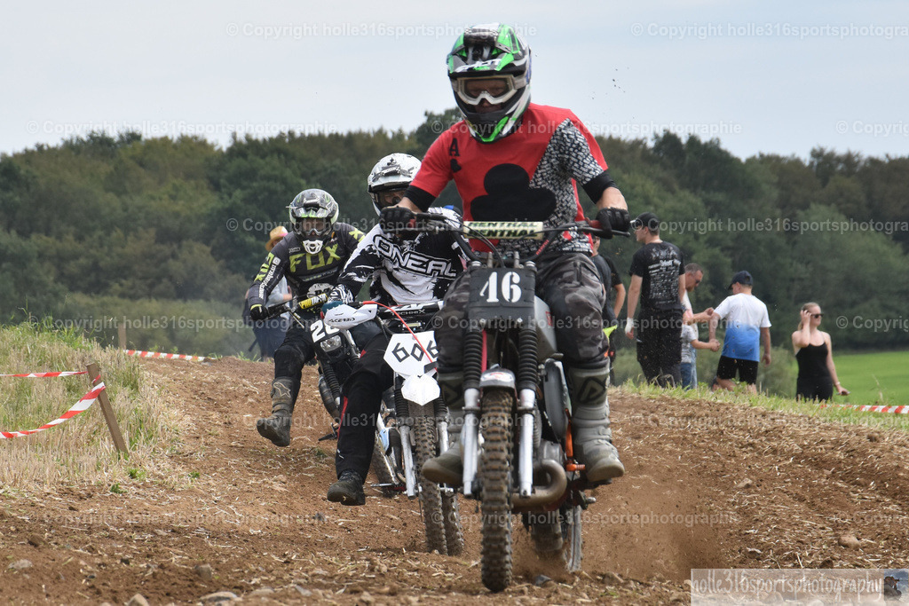DSC_0787 (2) | Sportfotografie , Motorsport, Motoross, Reitsport, Mointainbike, Enduro,
Landschaft , Outdoor, Eventfotografie, Landschaft, Bilder online bestellen - Realisiert mit Pictrs.com