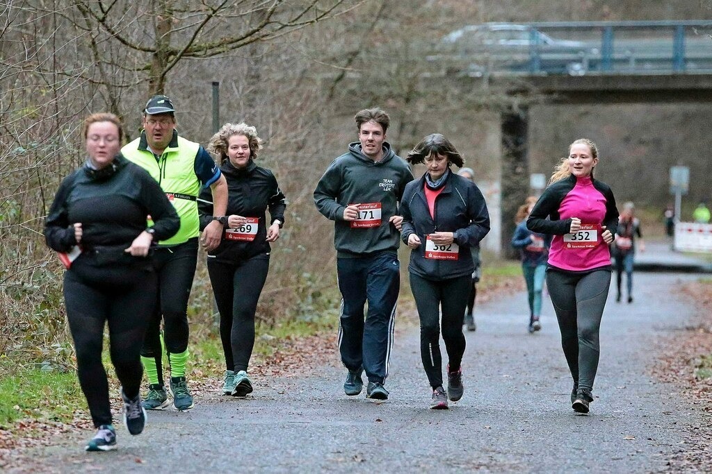 LAZ Gießen - Silvesterlauf Gießen | 31.12.2022, xovx, Leichtathletik Volkslauf, LAZ Gießen - Silvesterlauf Gießen 

Lauf über 5km. - Realisiert mit Pictrs.com