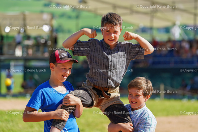 Bulgheroni Leandro | René Burch leidenschaftlicher Fotograf aus Kerns in Obwalden.  Hier finden sie Sport, Landschaft und Natur Fotografie.
 - Realisiert mit Pictrs.com