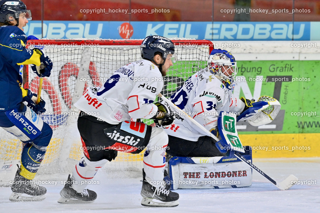 EK Zeller Eisbären vs. EC Die Adler Stadtwerke Kitzbühel 1.11.2022 | #19 Jevdokimovs Ralfs, #30 Mocher Paul