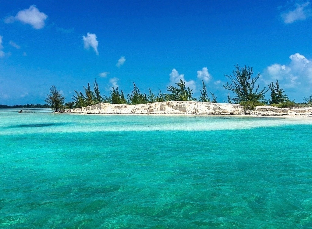 "Insel" | Betrachtungskram ist keine Sammlung von Fotografien, denn ich bin keine Fotografin! Es ist eine Reise durch Gefühle, Perspektiven und Werte, gefunden in Bildern, die im Laufe von zehn Lebensjahren zufällig entstanden. - Realisiert mit Pictrs.com