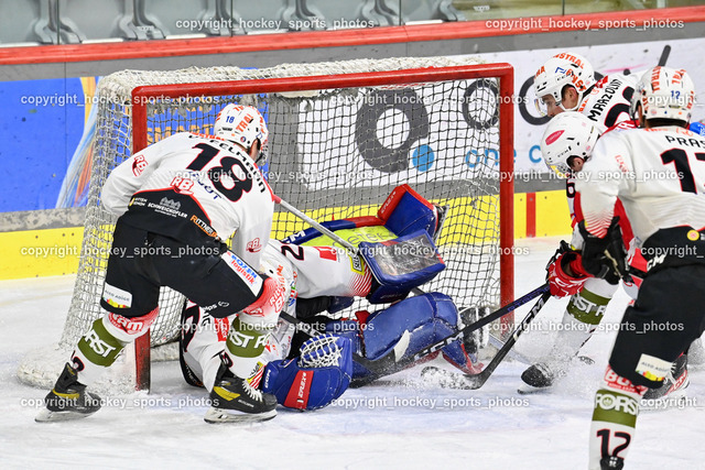 EC KAC Future Team vs. Rittner Buam 16.11.202 | #18 Uffelmann Hannes, #29 Furlong Colin Keith