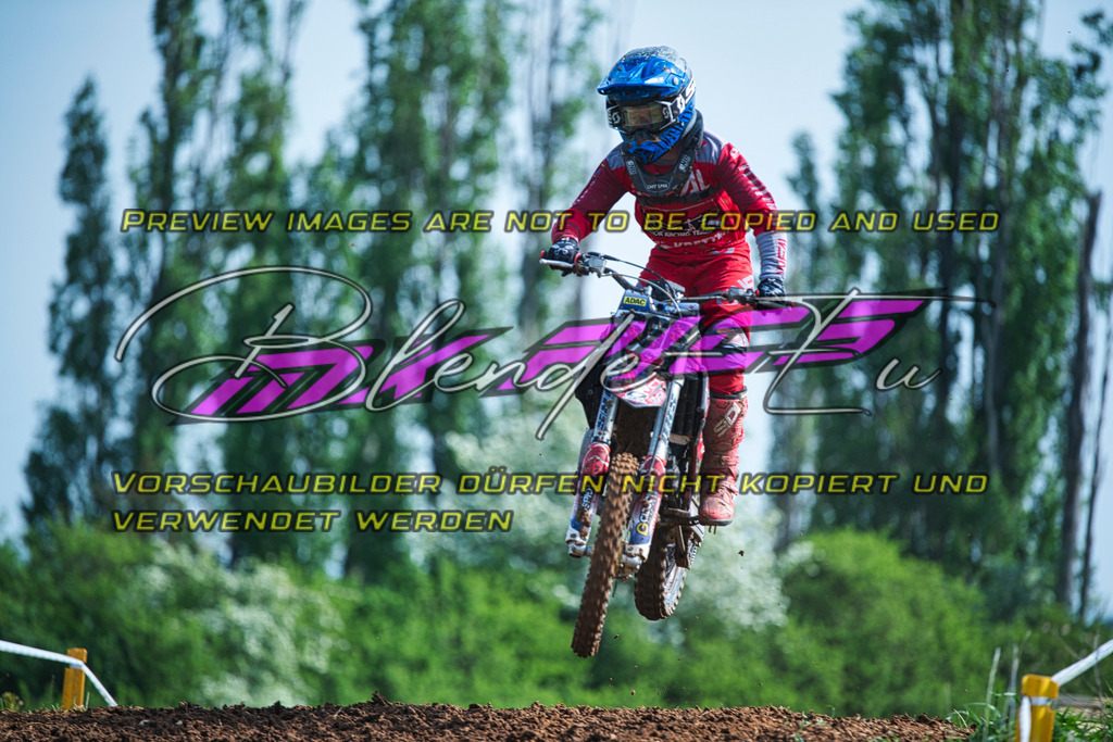 _DSC4635_81 | Sportfotografie: Die extreme Seite der Fotografie
Ich Fotografiere Hauptsächlich im Sportbereich Motorcross im DAMCV Verband.
Dirtbike - MX - Motorcross - DAMCV - MXCup - Euskirchen - Köln - Bonn - Venlo - Overloon - MSC Wisskirchen - MCC Weilerswist 