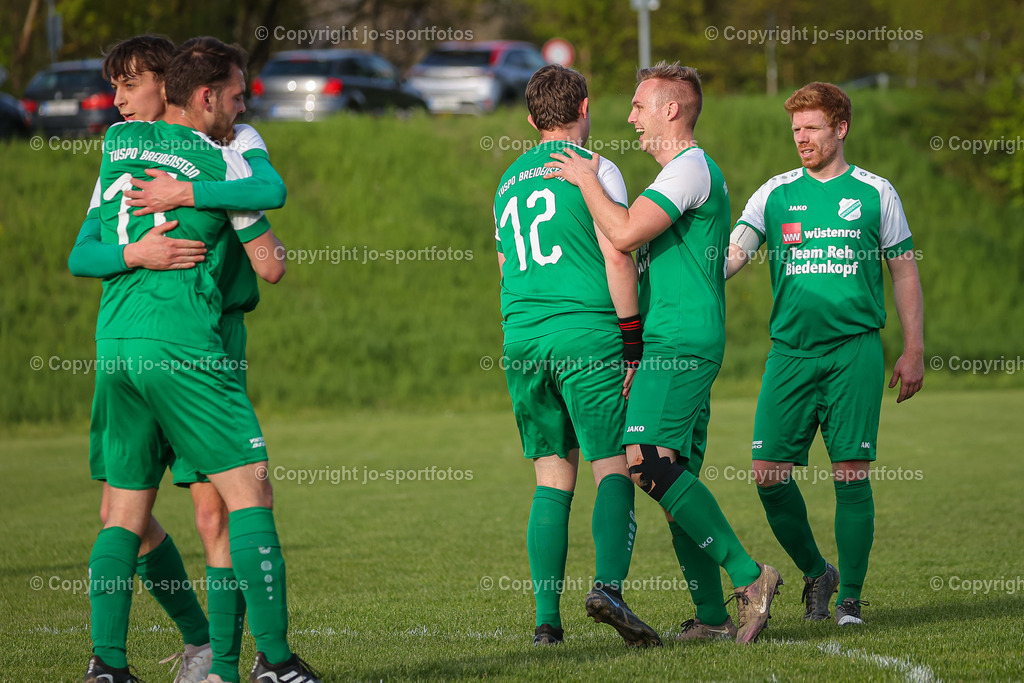 BQ3I5846 | 04.05.2023; Kreisliga A Biedenkopf; Rasenplatz Breidenstein; TuSpo Breidenstein - SG Mornshausen/Erdhausen/Frohnhausen; Ergebnis: 4:0 (4:0)