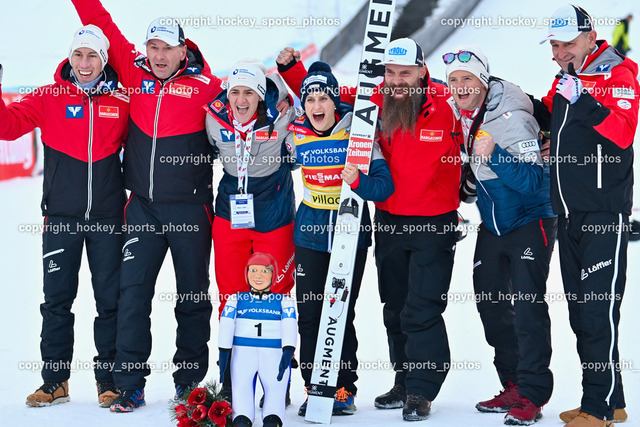 Weltcup Skispringen Villach Damen 28.12.2022 | ÖSV Damen SKISPRUNG Team, 