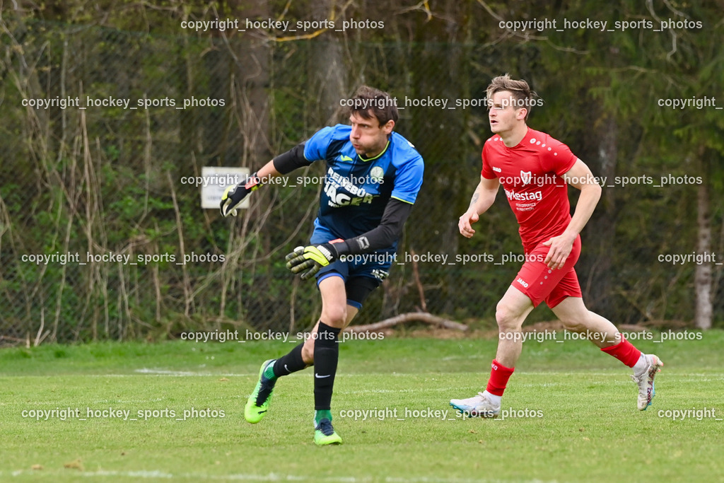 ATUS Ferlach vs. FC Lendorf 15.4.2022 | #1 Lukas Kohlmaier, #9 Hannes Marcel Schwarz