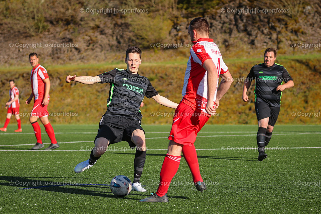 BQ3I3444 | 03.05.2023; Kreisliga A Biedenkopf; Kunstrasenplatz Oberhörlen; SG Hörlen/Lixfeld -SV Hartenrod; Ergebnis: 2:1 (2:1)