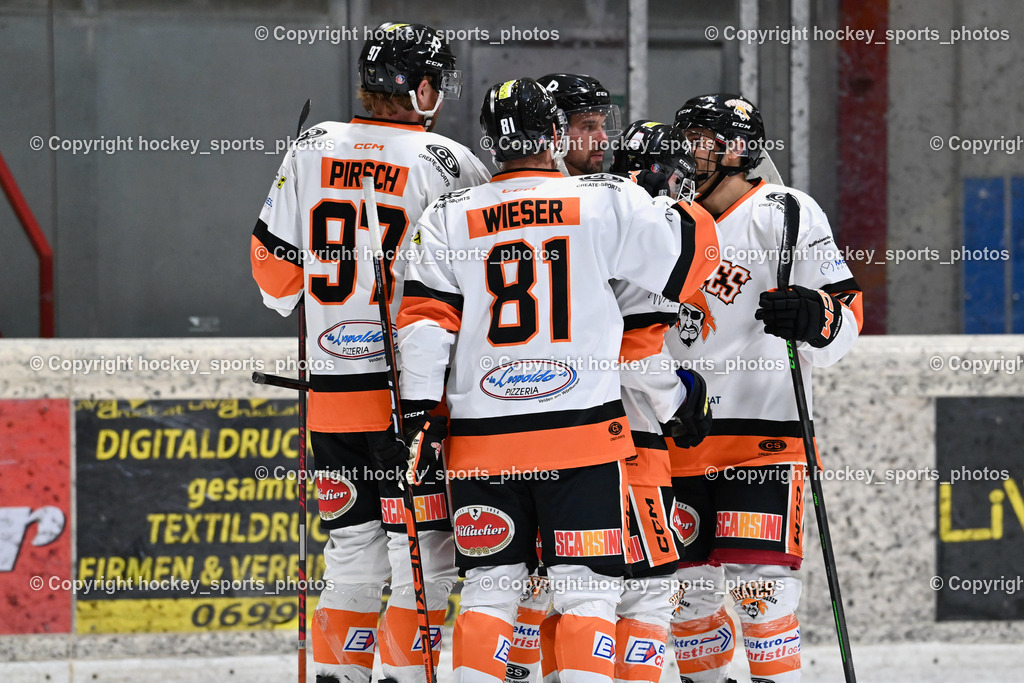 EC Spittal Hornets vs. USC Piraten Velden 7.2.2024 | Jubel USC Piraten Velden Mannschaft, #97 Pirsch Christoph, #81 Wieser Christopher