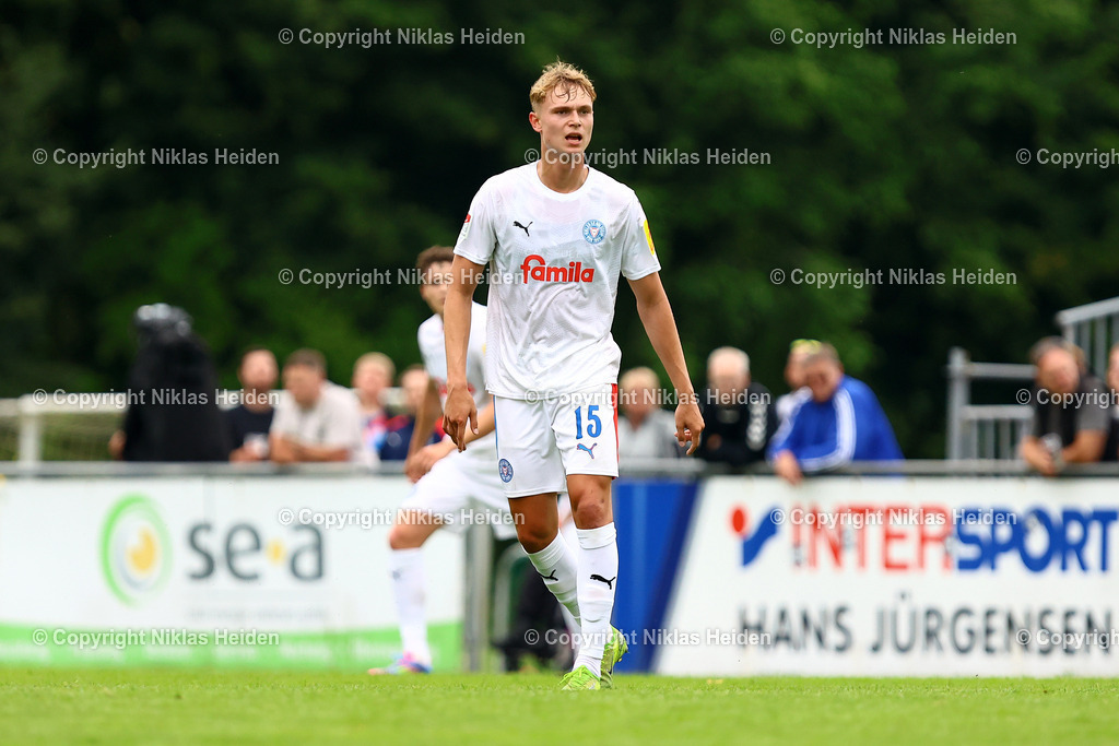 NH_SCWeicheFlensburg08_HolsteinKiel_Testspiel_28062025 | #15 Kasper Davidsen (Holstein Kiel)Fußball I Herren I Freundschaftsspiel I Saison 2025-2026  I SC Weiche Flensburg 08 - Holstein Kiel I 28.06.2025 I Manfred-Werner-Stadion - Realisiert mit Pictrs.com