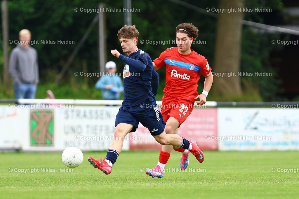NH_HolsteinKielU23_FCEintrachtNorderstedt_Testspiel_05072025 | #22 Mätthi Michael Meyer (Holstein Kiel U23), #22 Leo Jannes Ansagar Bera (FC Eintracht Norderstedt)Fußball I Herren I Testspiel I Saison 2025-2026  I Holstein Kiel U23 - FC Eintracht Norderstedt I 05.07.2025 I Stadtwerke Arena Eckernförde - Realisiert mit Pictrs.com