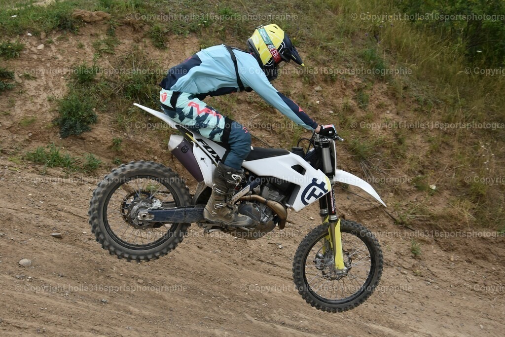 DSC_0562 (2) | Sportfotografie , Motorsport, Motoross, Reitsport, Mointainbike, Enduro,
Landschaft , Outdoor, Eventfotografie, Landschaft, Bilder online bestellen - Realisiert mit Pictrs.com