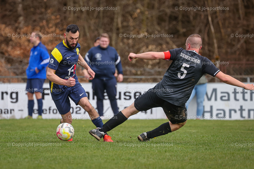BQ3I3695 | 23.04.2023; Kreisliga C Dillenburg; Rasenplatz Hirzenhain; SSV Hirzenhain - SSG Breitscheid II; Ergebnis: 5:0 (3:0)