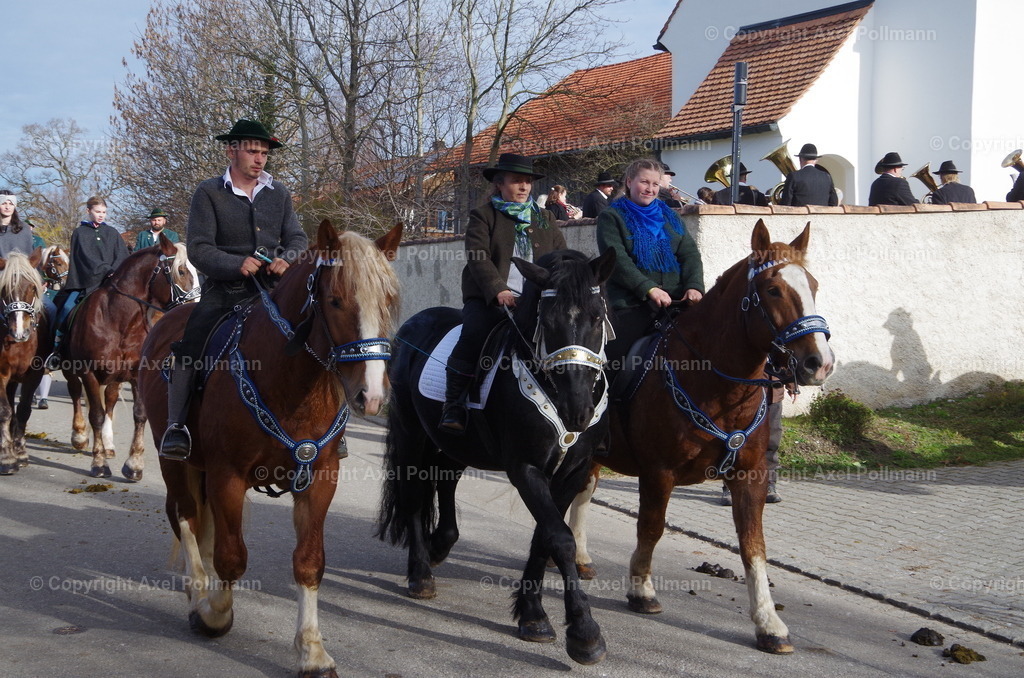 IMGP0851 | fotografiert von Axel PollmannLeonhardi Wallfahrt Benediktbeuern und Murnau, Fronleichnam, Fasching, Landschaft im Loisachtal und Benediktbeuern  - Realisiert mit Pictrs.com